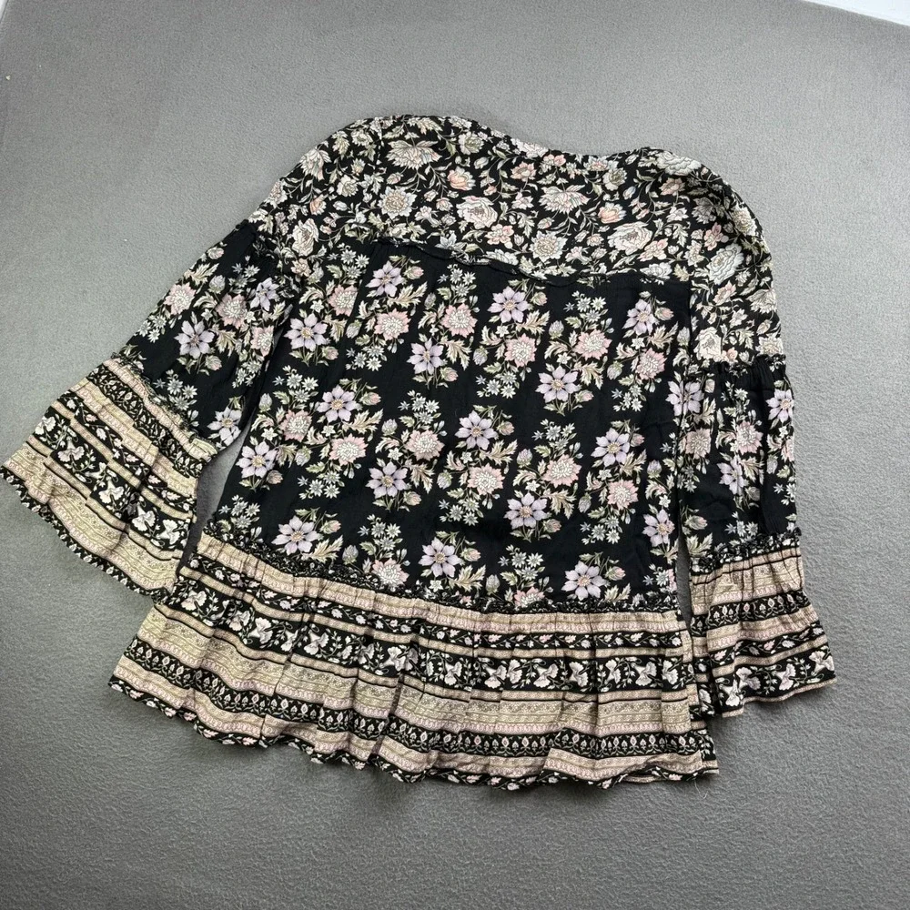 American Eagle Top Womens XS Black Floral‎ Bell Sleeve Peplum Boho Blouse Shirt